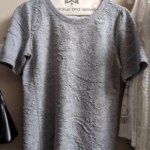 2/$12 🌟 Ann Taylor LOFT Grey Sweater Tee